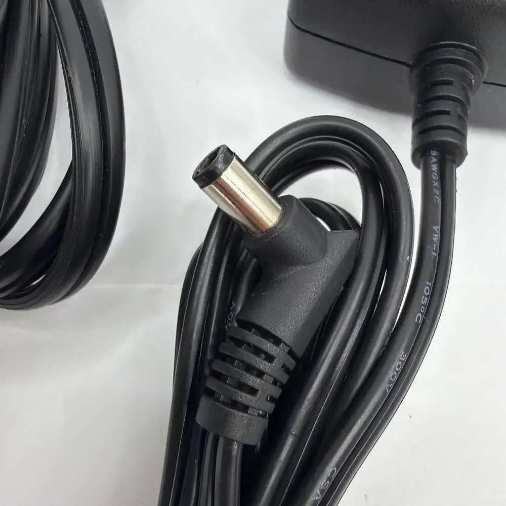 DYMO DSA-0421S-24 2 24 Switching Power Supply 24V 1A Adapter 90819